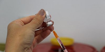 Antarktika'daki bilim adamlarına AstraZeneca aşısı