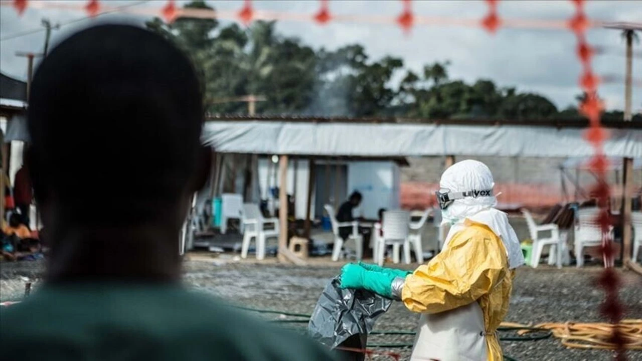 kongo-demokratik-cumhuriyetindeki-ebola-salgininda-olu-sayisi-160