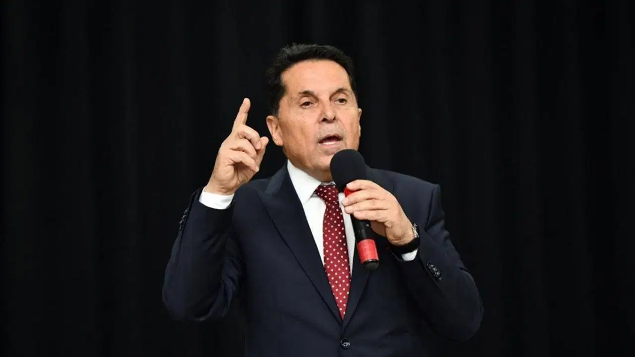 Ahmet Özer zamanlamaya dikkat çekti: 'Bana verilen ceza Bahçeli'ye mesaj'