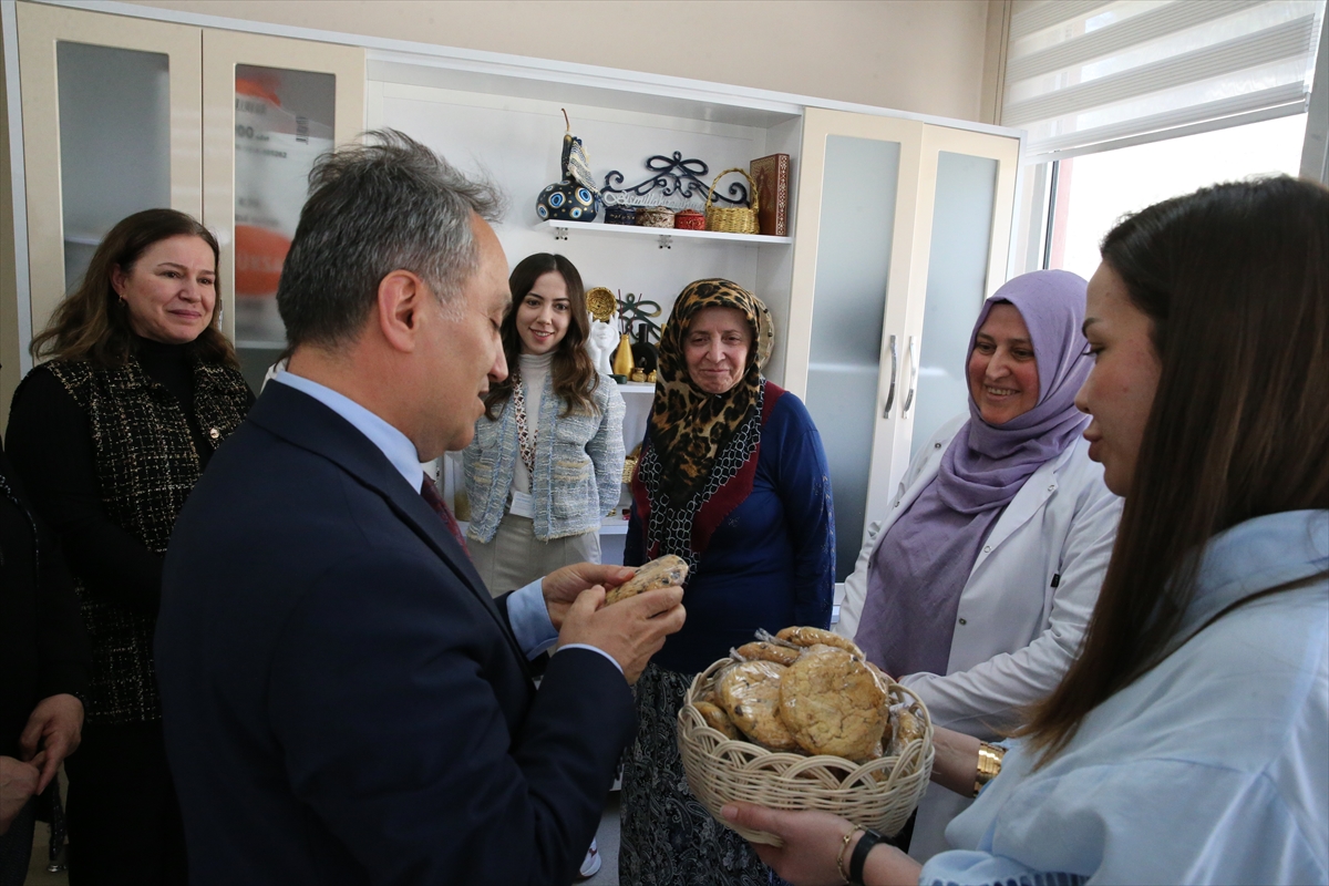 Tedaviye moral desteği: Kurslar ilgi görüyor