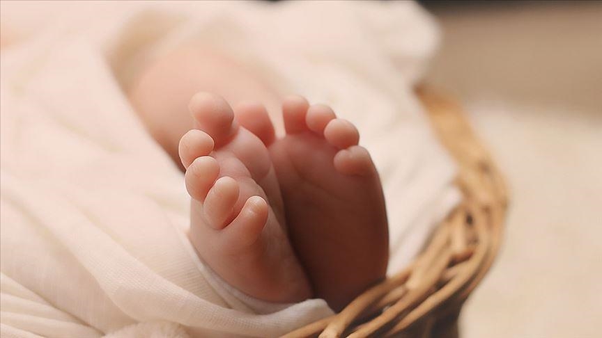 Sözleşmeli personele doğum izni 24 hafta oldu