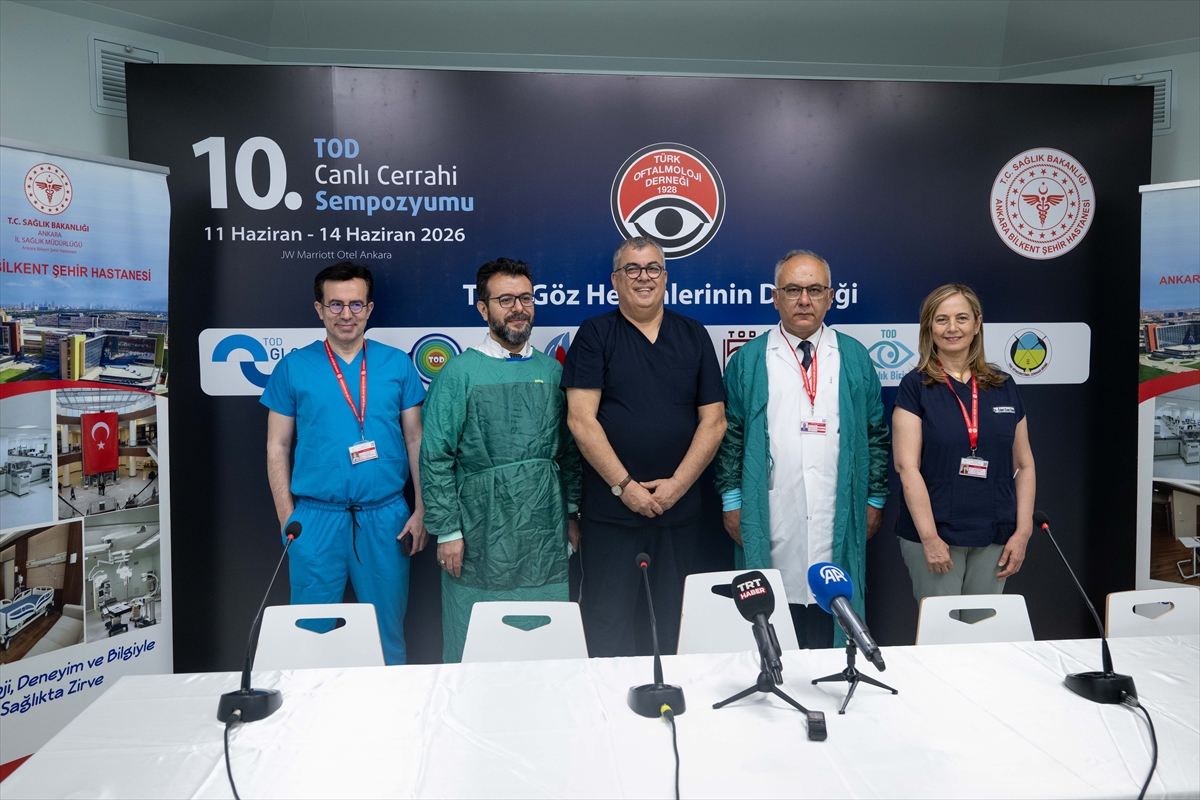 2 bin hekim canlı yayında 70 göz ameliyatını izleyecek